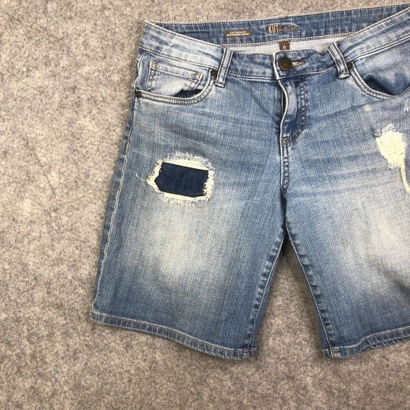 Kut From The Kloth Catherine Boyfriend Jean Shorts Size 6 Medium Wash - Picture 2 of 9